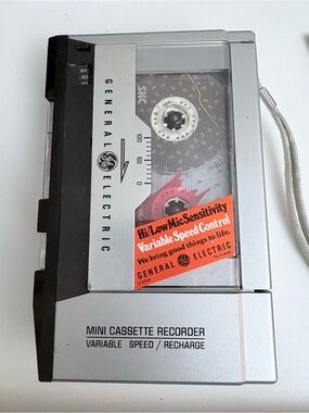 Vintage GE General Electric Mini Cassette Recorder 3-5316A Tested With Blank